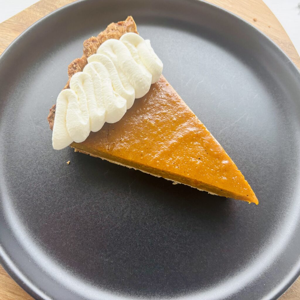 Warm, Spiced Pumpkin Pie