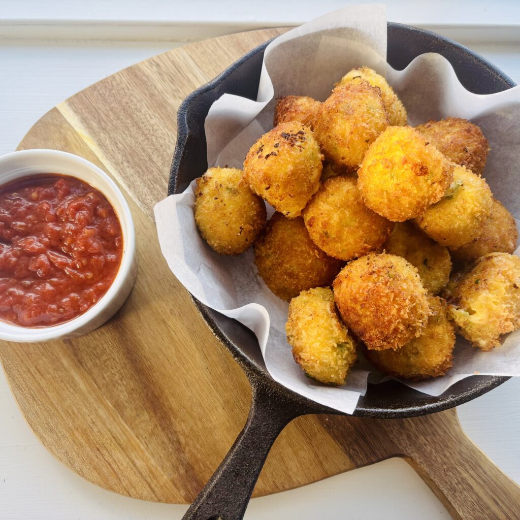 Crunchy Cheese Bites